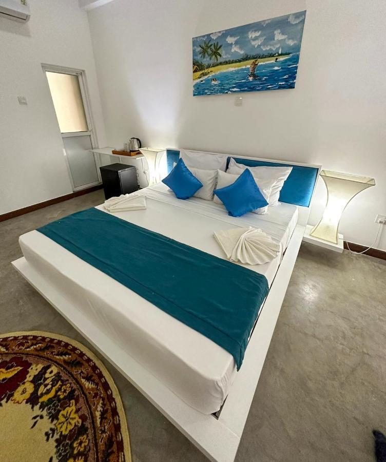 Sunset Sands Hikkaduwa Kamer foto